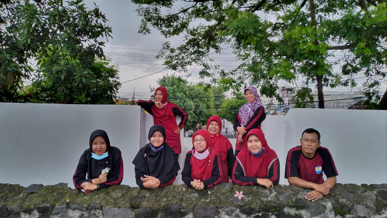Tingkatkan Imun Tubuh dengan Senam dan Jalan Sehat