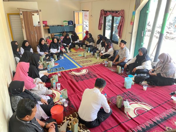 Pengajian Dwi Wulan Guru Karyawan SMP Muhammadiyah 5 Yogyakarta
