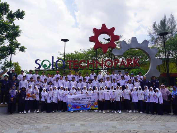 Outing Class ICT (Kelas 7,8,9 ICT)