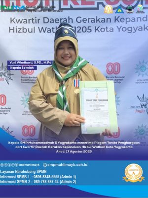 Kepala SMP Muhammadiyah 5 Yogyakarta menerima Piagam Tanda Penghargaan  dari Kwartir Daerah Gerakan Kepanduan Hizbul Wathan Kota Yogyakarta Kepala SMP Muhammadiyah 5 Yogyakarta menerima Piagam Tanda Penghargaan  dari Kwartir Daerah Gerakan Kepanduan Hizbul Wathan Kota Yogyakarta