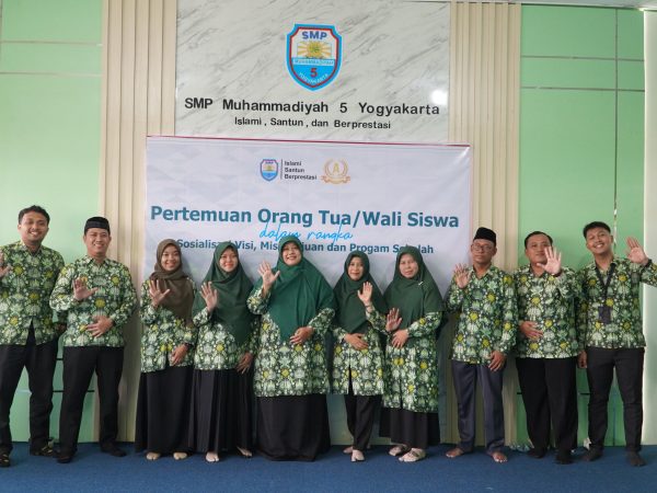 Pertemuan Ortu/Wali Siswa Pertemuan Ortu/Wali Siswa